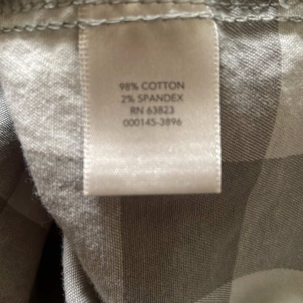 Christopher & Banks Gray and White Plaid Top. Small. Nice - Picture 4 of 5
